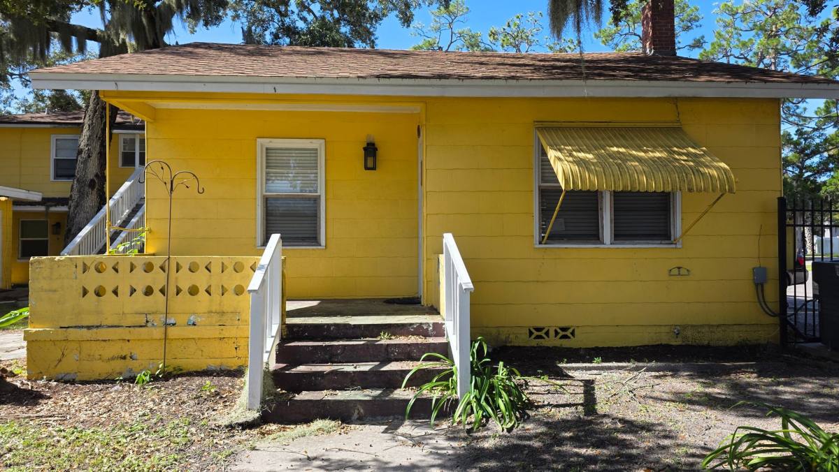 1212 S Ridgewood Ave #1, Daytona Beach, FL 32114 - Apartment for Rent - Image 1