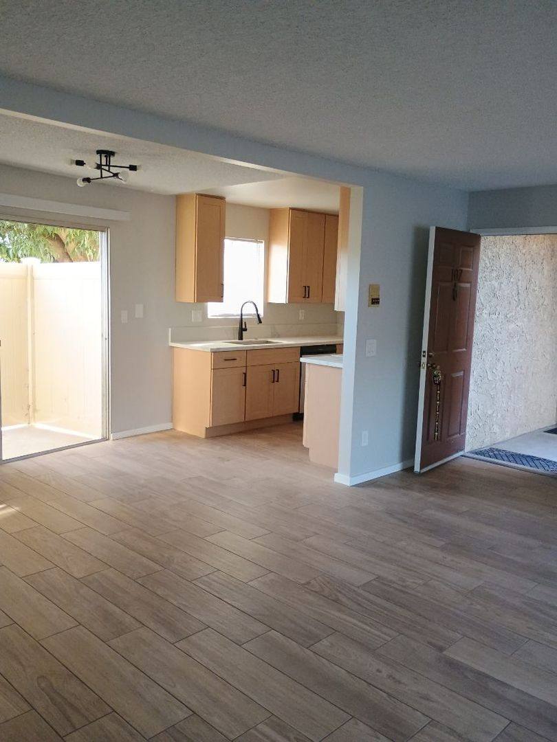Apartment for rent at Violin Canyon Terrace, 27626 Violin Canyon Rd, Castaic, CA 91384