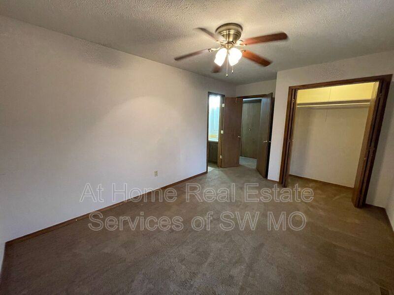 3355 E Portland #A, Springfield, MO 65804 - Apartment for Rent - Image 7