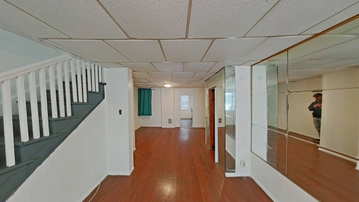 216 N Avondale St, Philadelphia, PA 19139 - House for Rent - Image 2