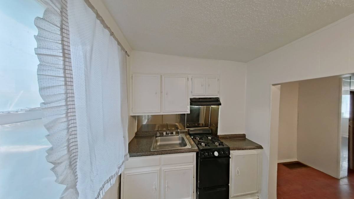 216 N Avondale St, Philadelphia, PA 19139 - House for Rent - Image 4