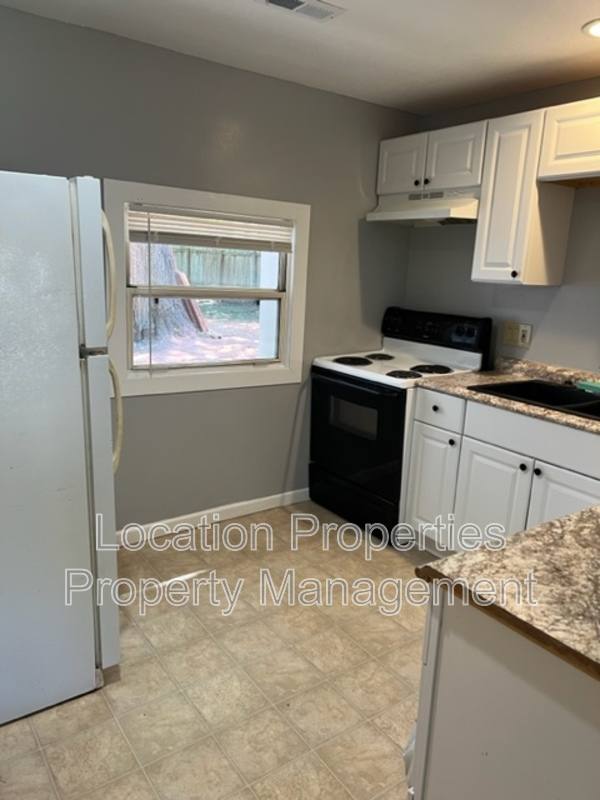 2226 Ohio St, Lawrence, KS 66046 - House for Rent - Image 4