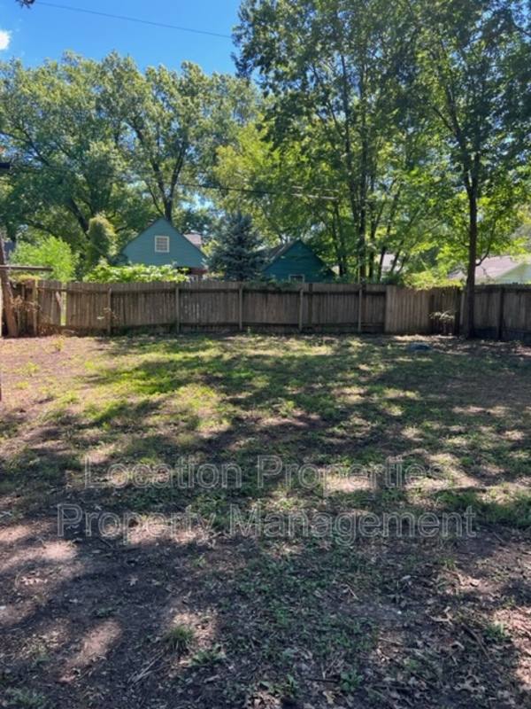 2226 Ohio St, Lawrence, KS 66046 - House for Rent - Image 10