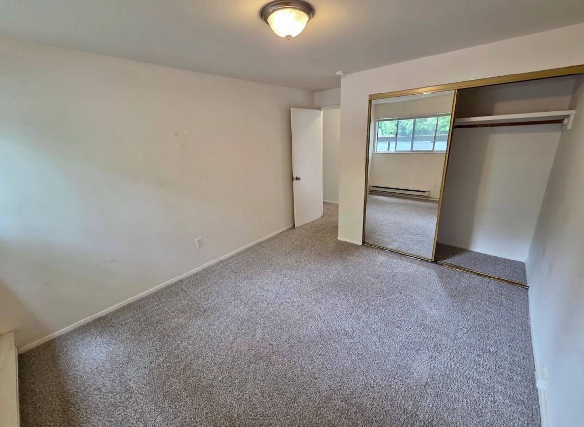 Mont Clare, 330 2nd Ave S, Kirkland, WA 98033 - Apartment for Rent - Image 8