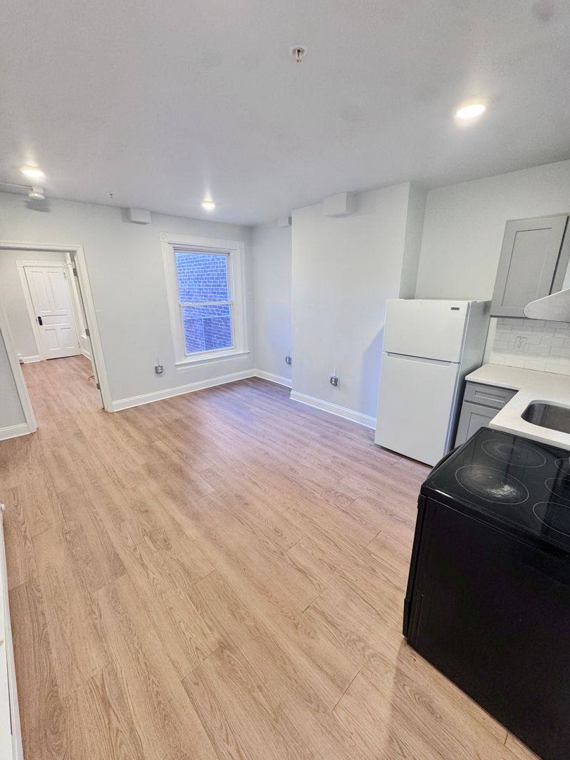 827-829 W Linden St, Allentown, PA 18102 - Apartment for Rent - Image 3