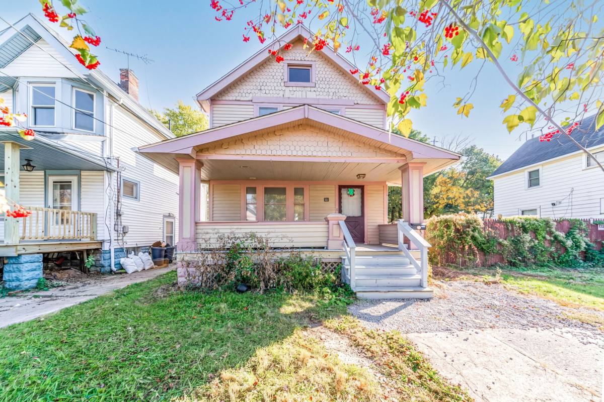 3339 W 90th St, Cleveland, OH 44102 - House for Rent