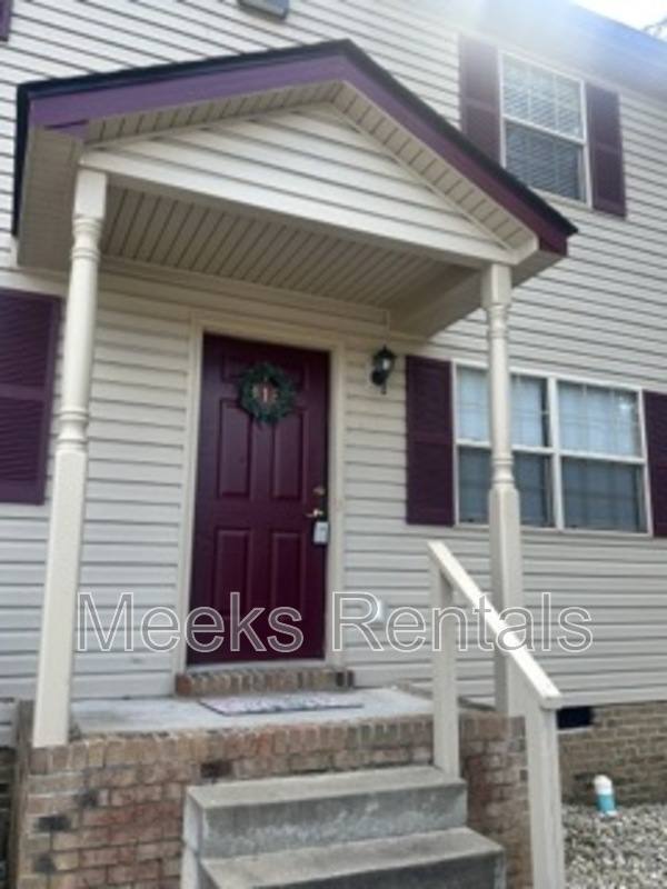 Townhouse for rent at 126 Mount Vernon Lane, Hurricane, WV 25526