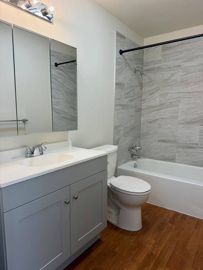 Apartment for rent at 3801 Bridgeport Way W, University Place, WA 98466