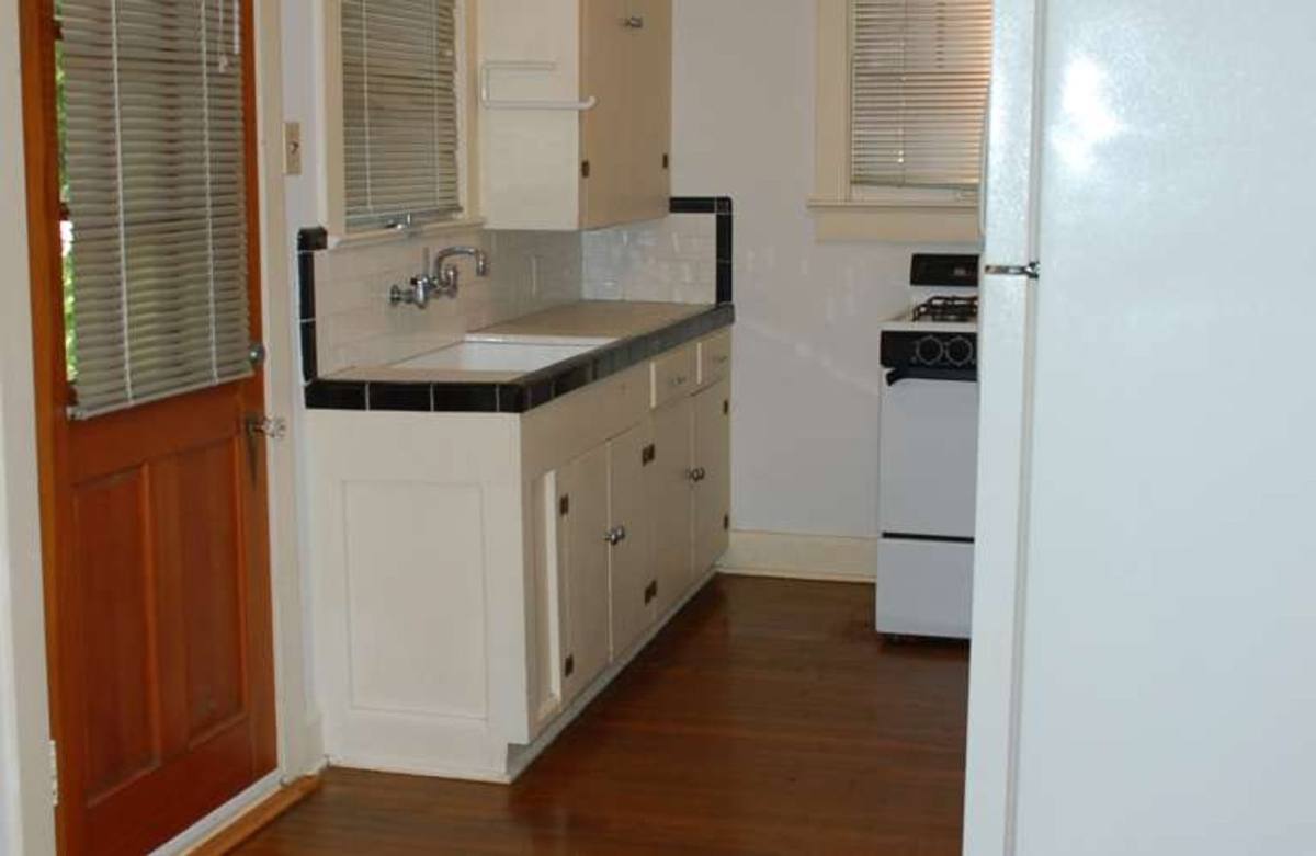 3007 Fruth, Austin, TX 78705 - Apartment for Rent - Image 4
