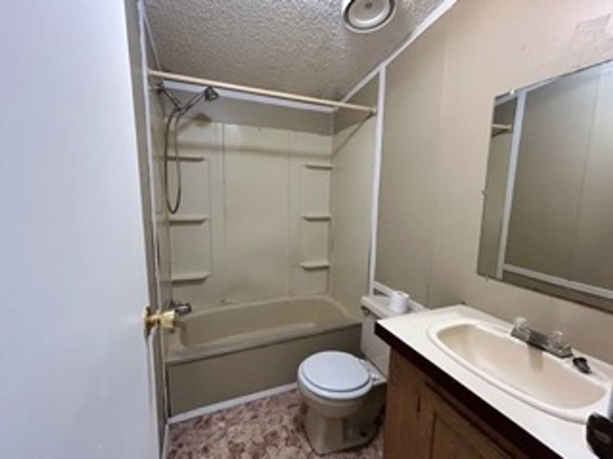 7051 Larkin Place E, Biloxi, MS 39532 - House for Rent - Image 7