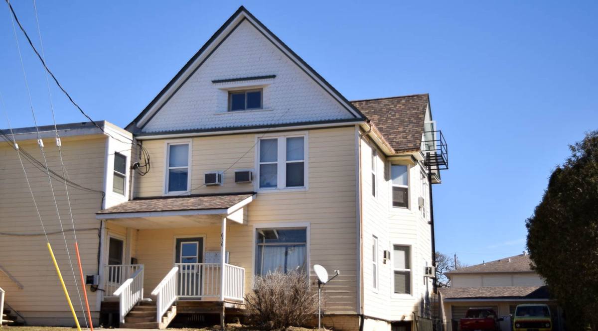 Apartment for rent at 636 S Johnson, Iowa City, IA 52240