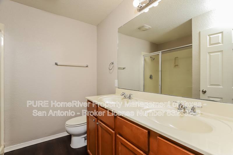 3402 Spanish Branch, San Antonio, TX 78222 - House for Rent - Image 8