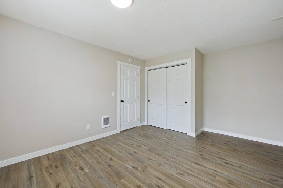 12560 SE Ramona St #A, Portland, OR 97236 - Apartment for Rent - Image 10