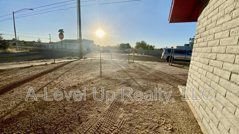 1101 E 32nd St, Tucson, AZ 85713 - House for Rent - Image 3
