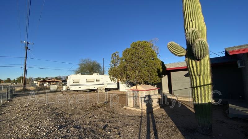 1101 E 32nd St, Tucson, AZ 85713 - House for Rent - Image 4