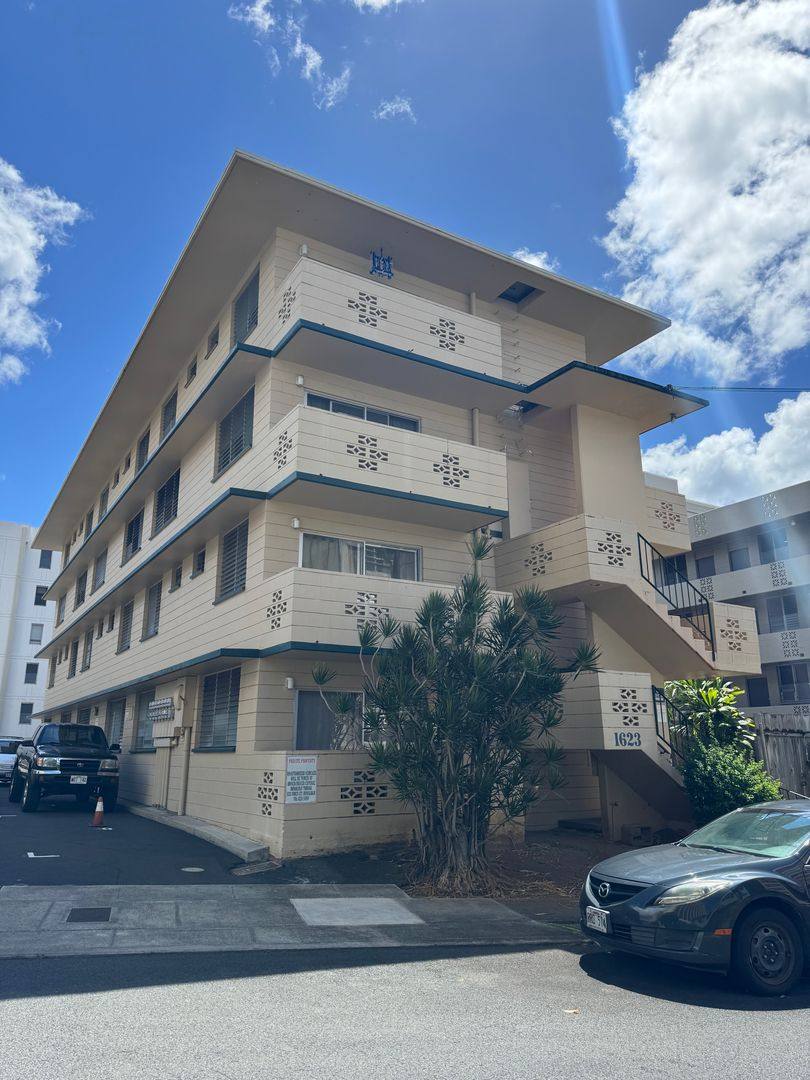 1623 Liholiho St, Honolulu, HI 96822 - Apartment for Rent - Image 8