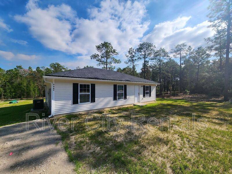 House for rent at 7083 Stetson St, Keystone Heights, FL 32656