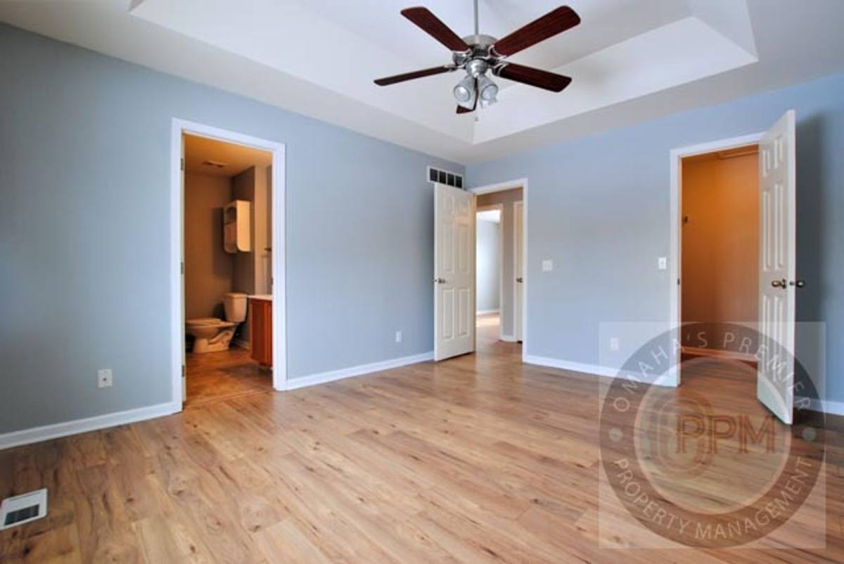 19350 Laci St, Omaha, NE 68135 - House for Rent - Image 9