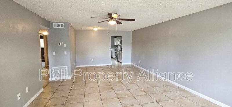 725 Northlake Blvd #52, Altamonte Springs, FL 32701 - Condo for Rent - Image 3