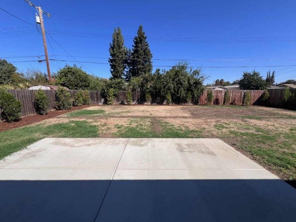4212 W School Ave, Visalia, CA 93291 - House for Rent - Image 5