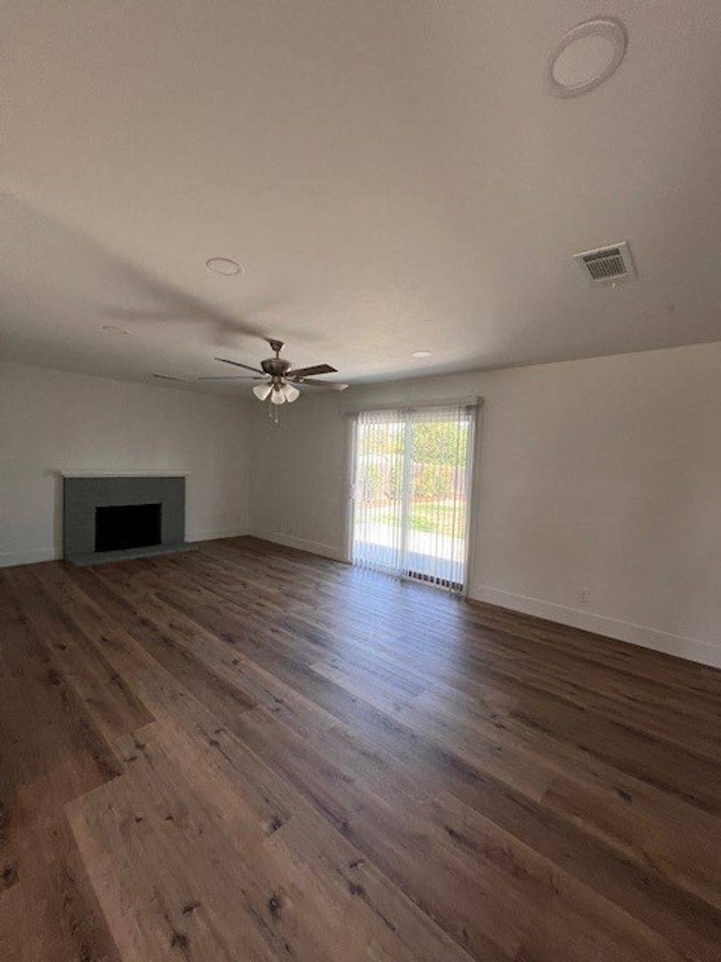 4212 W School Ave, Visalia, CA 93291 - House for Rent - Image 2