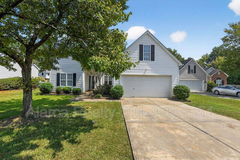 11223 Dickie Ross Rd, Charlotte, NC 28277 - House for Rent - Image 2