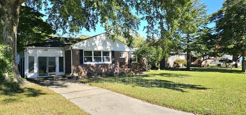 4 Rhonda Circle, Hampton, VA 23669 - House for Rent - Image 3