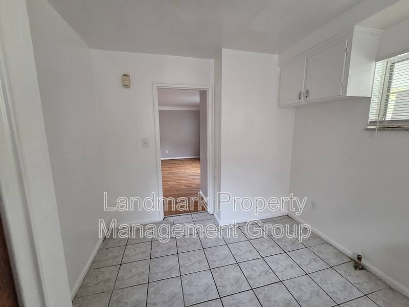 22507 S Kane St, Detroit, MI 48223 - House for Rent - Image 8