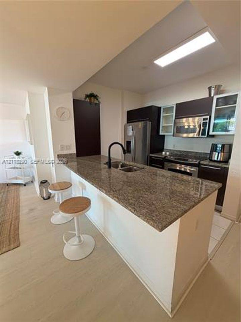 951 Brickell Ave #405, Miami, FL 33131 - Apartment for Rent - Image 8