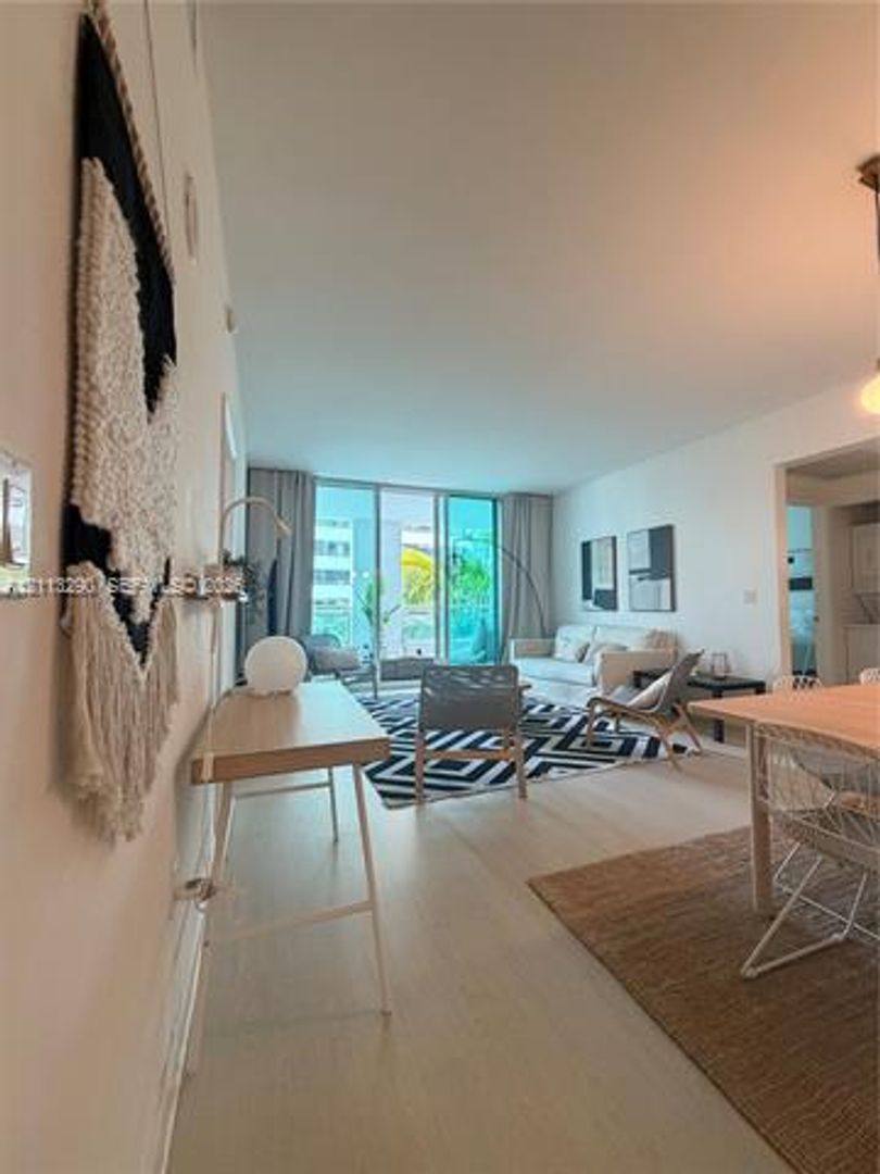 951 Brickell Ave #405, Miami, FL 33131 - Apartment for Rent - Image 2