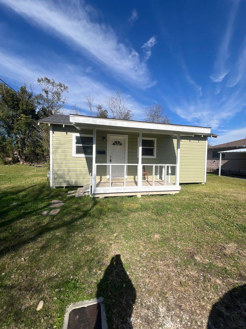 1623 1/2 4th St, Lake Charles, LA 70601 - House for Rent - Image 1