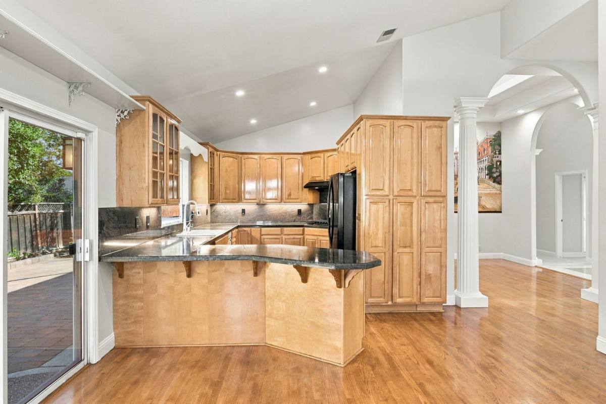 13526 Myren Dr, Saratoga, CA 95070 - House for Rent - Image 5