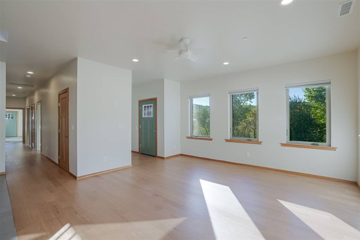 484 S McCormick St, Prescott, AZ 86303 - House for Rent - Image 4