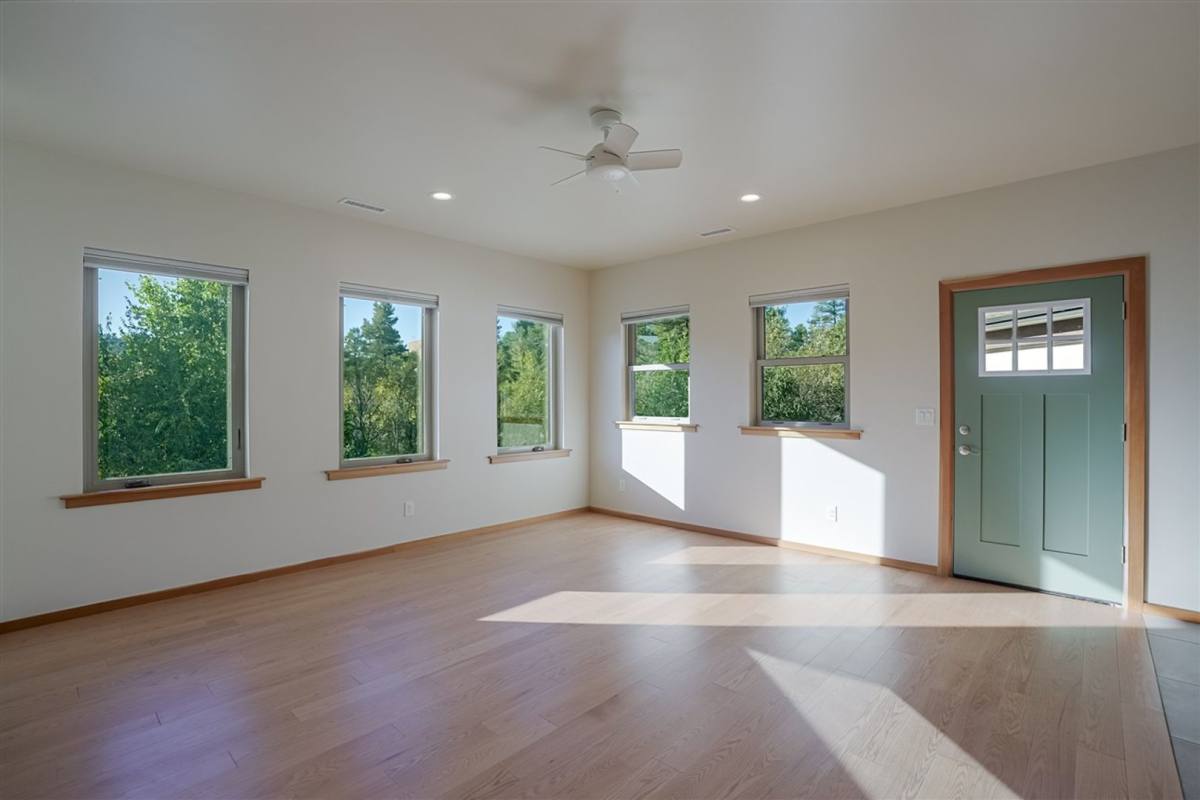 484 S McCormick St, Prescott, AZ 86303 - House for Rent - Image 3