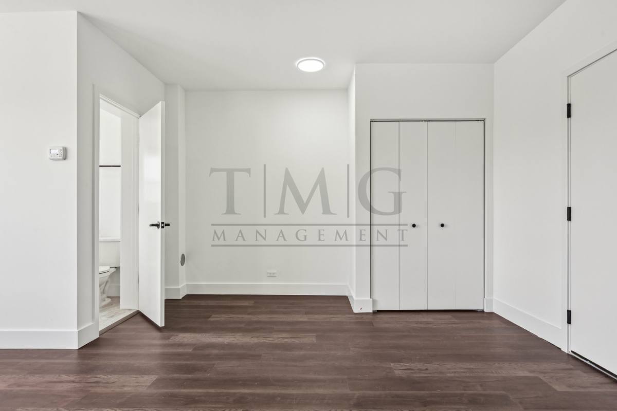 1553 W Hollywood Ave #302, Chicago, IL 60660 - Apartment for Rent - Image 2