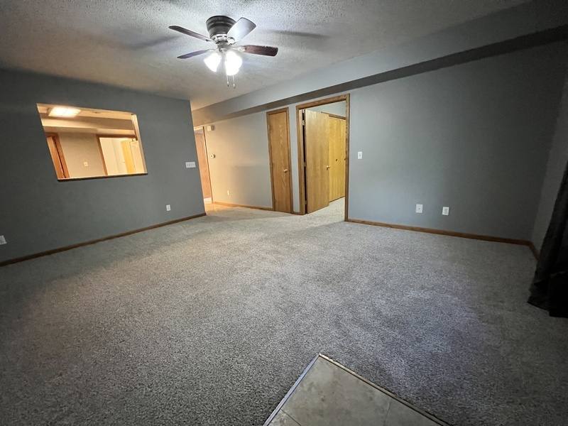 413 W Zeller, North Liberty, IA 52317 - Condo for Rent - Image 8