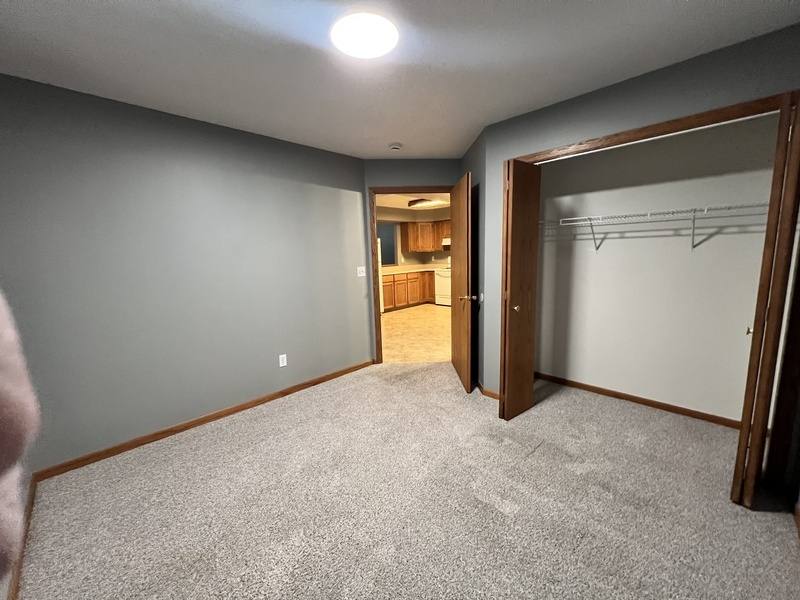 413 W Zeller, North Liberty, IA 52317 - Condo for Rent - Image 9