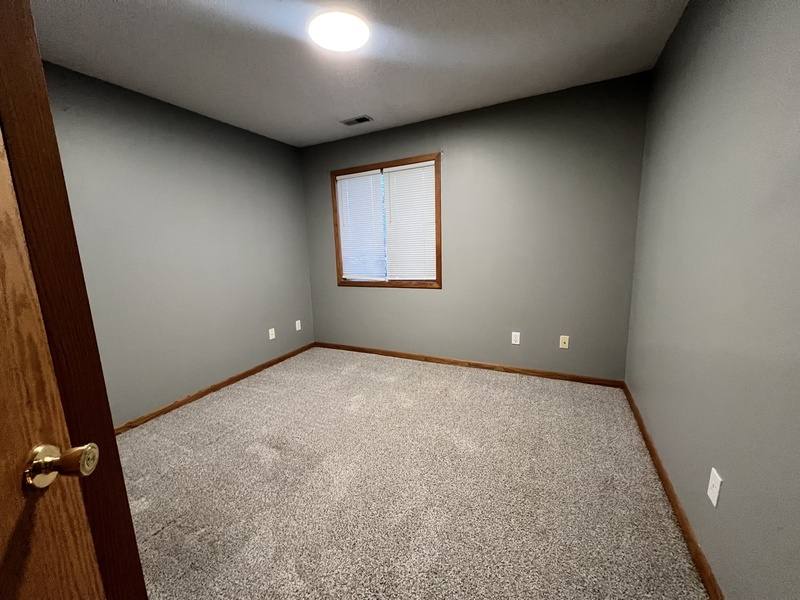 413 W Zeller, North Liberty, IA 52317 - Condo for Rent - Image 6