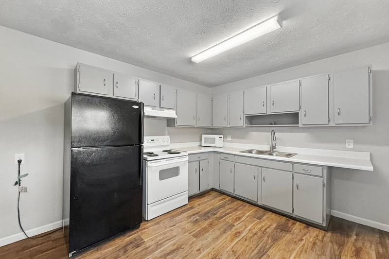2215 Washington Pike #14, Knoxville, TN 37917 - Apartment for Rent - Image 5