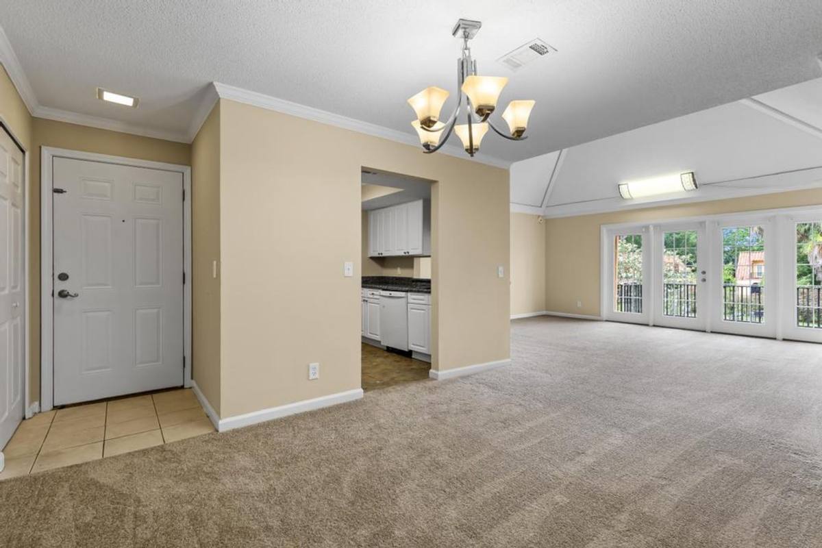 6550 Mission Court #4, Jacksonville, FL 32217 - Condo for Rent - Image 3