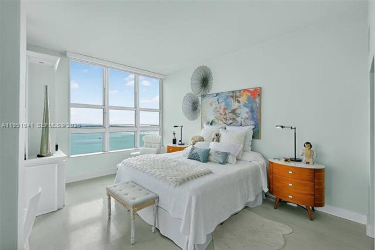 1155 Brickell Bay Dr, Miami, FL 33131 - Apartment for Rent - Image 8