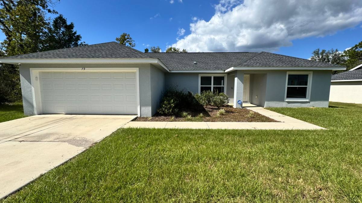 79 Guava Place Dr, Ocklawaha, FL 32179 - House for Rent