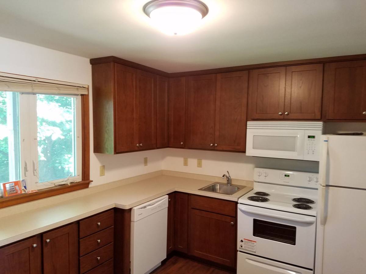2110 Campus St, Cedar Falls, IA 50613 - Apartment for Rent - Image 8