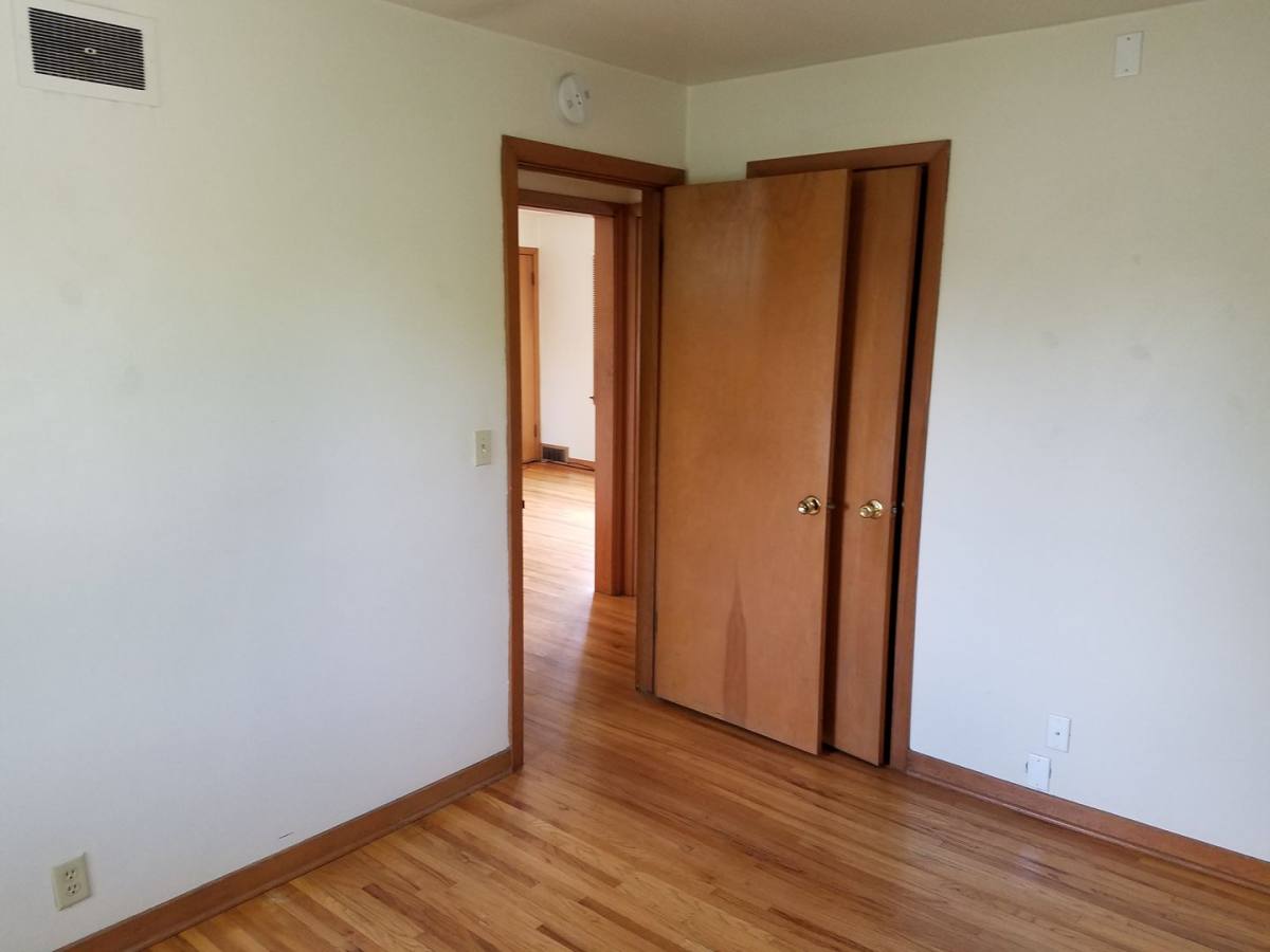 2110 Campus St, Cedar Falls, IA 50613 - Apartment for Rent - Image 5