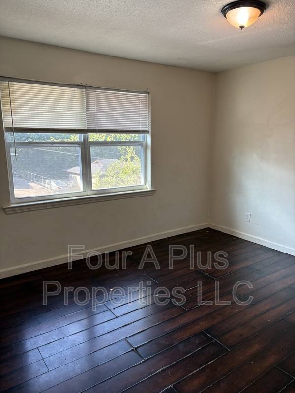4664 Cary Lane, Hixson, TN 37343 - Apartment for Rent - Image 4