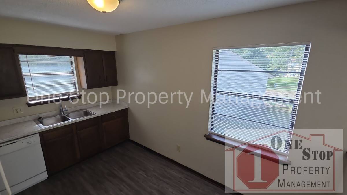 17308 E 49th St Court S, Independence, MO 64055 - House for Rent - Image 7