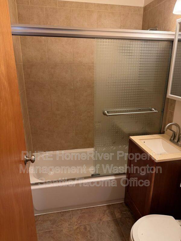 1554 NW 51st St, Seattle, WA 98107 - Apartment for Rent - Image 10