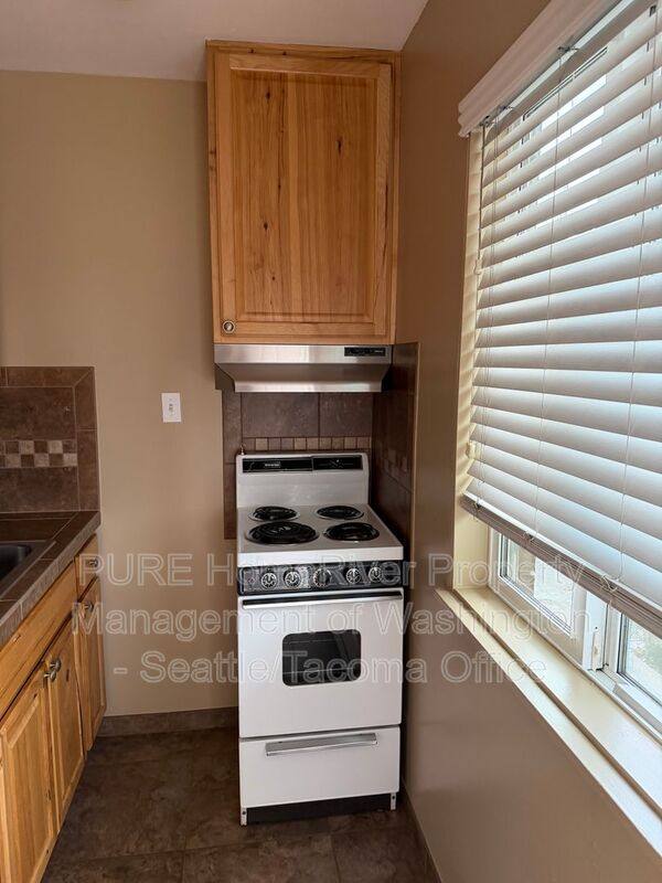 1554 NW 51st St, Seattle, WA 98107 - Apartment for Rent - Image 6
