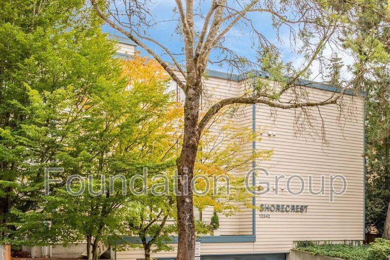 12542 35th Ave NE #102, Seattle, WA 98125 - Apartment for Rent - Image 2