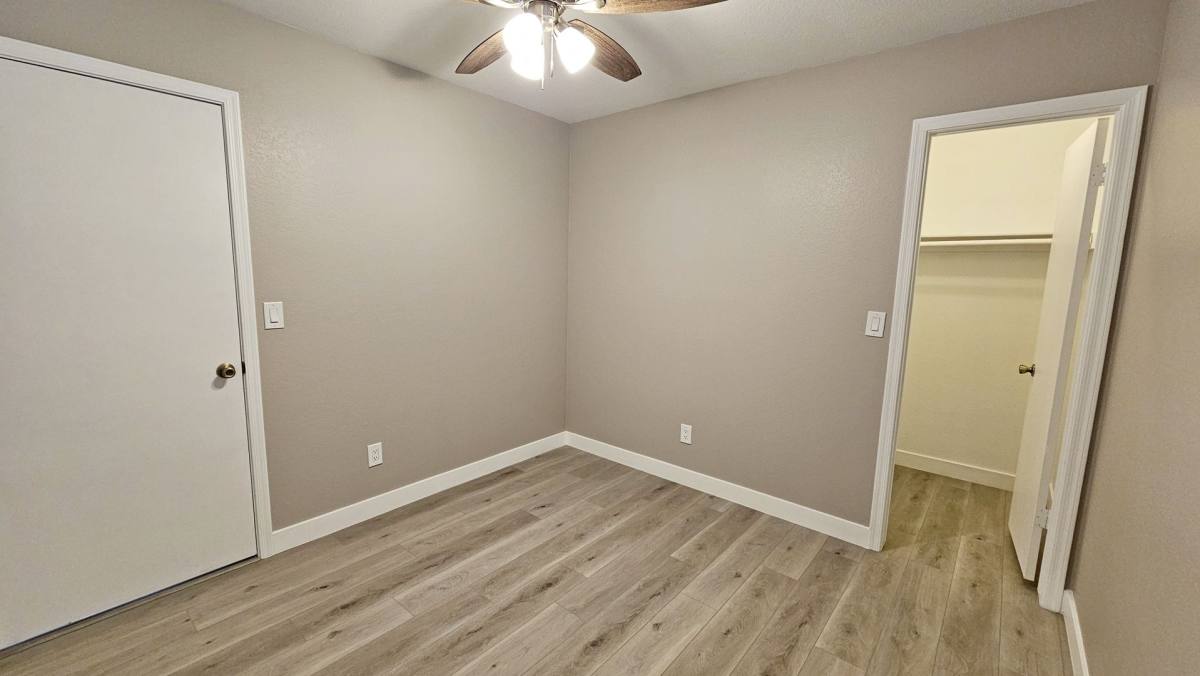 10127 W Orange Dr, Glendale, AZ 85307 - House for Rent - Image 10